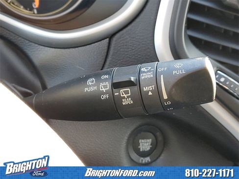 Used 2017 Jeep Cherokee Trailhawk image 23