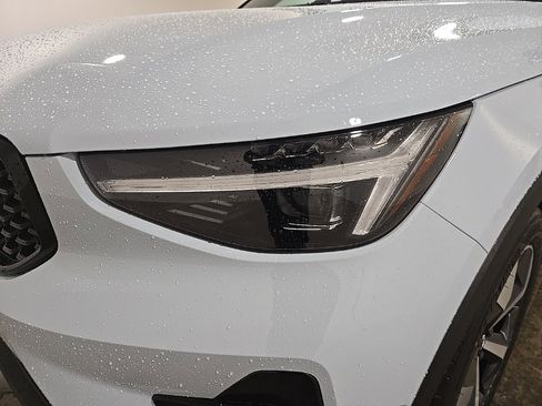 New 2026 Volvo XC40 B5 Plus w/ Protection Package Premier image 22