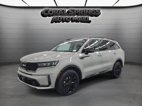 Used 2023 Kia Sorento SX AWD/4WD image 3