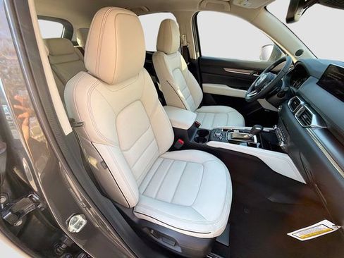 New 2025 MAZDA CX-5 AWD 2.5 S w/ Premium Plus Pkg image 15