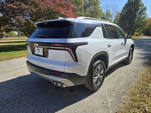 New 2026 Chevrolet Traverse LT w/ Driver Confidence Package image 7
