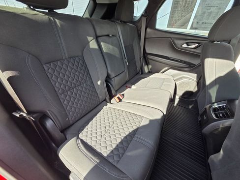 Used 2022 Chevrolet Blazer LT image 30