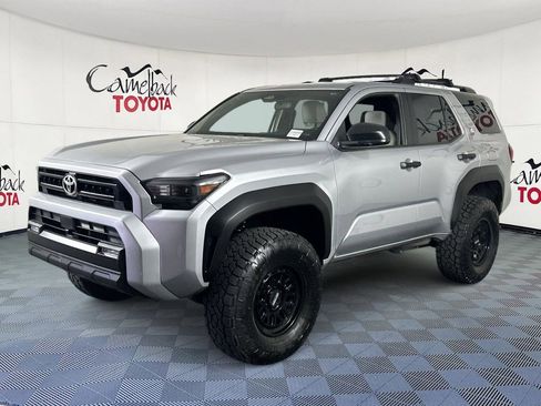 Used 2025 Toyota 4Runner SR5 image 4