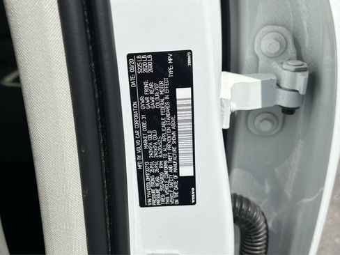Used 2021 Volvo XC60 T5 Inscription w/ Protection Package FWD image 28