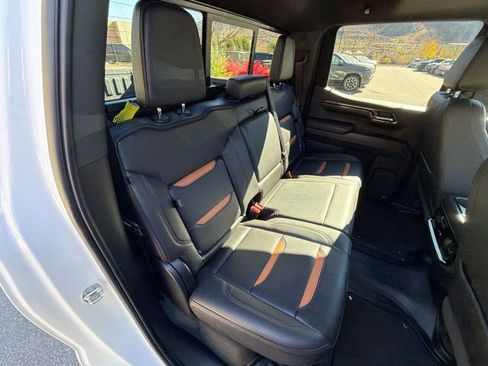 Certified 2024 GMC Sierra 1500 AT4 w/ Technology Package image 28