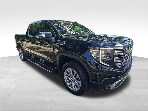 Used 2024 GMC Sierra 1500 Denali w/ Technology Package AWD/4WD image 7