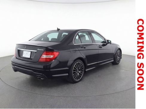 Used 2013 Mercedes-Benz C 300 4MATIC Sedan image 5