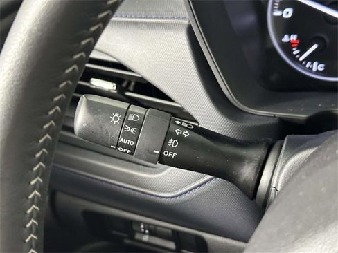 Used 2025 Subaru Forester Premium image 22