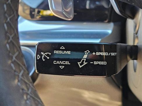 Used 2019 Porsche Panamera image 13