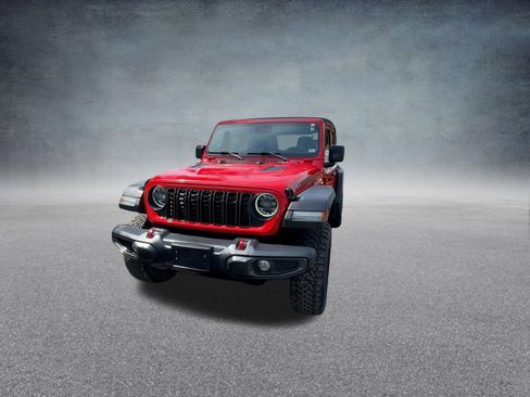 Used 2024 Jeep Wrangler Unlimited Rubicon w/ Convenience Group image 32