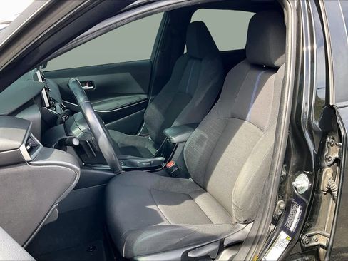 Used 2020 Toyota Corolla SE w/ Carpet Mat Package (TMS) image 6