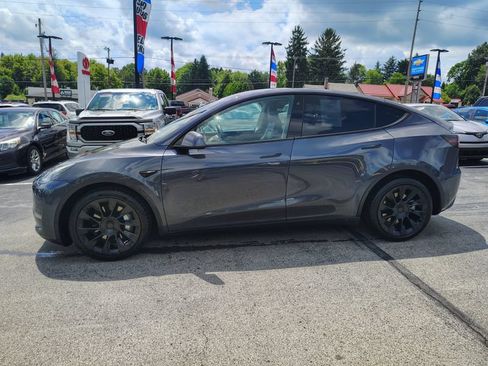 Used 2021 Tesla Model Y Long Range AWD/4WD image 8