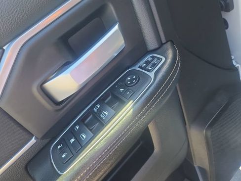 Used 2024 RAM 2500 Big Horn AWD/4WD image 11