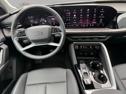 New 2025 Audi Q5 Premium Plus image 11