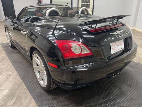Used 2005 Chrysler Crossfire Limited image 17