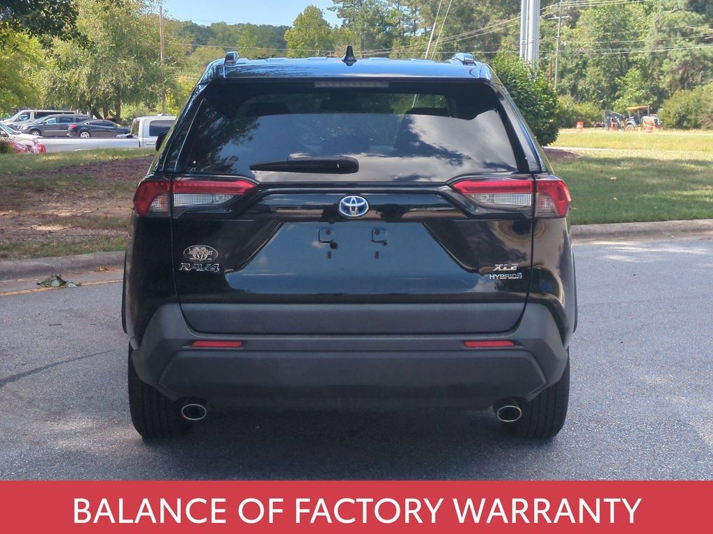 Used 2024 Toyota RAV4 XLE w/ Convenience Package AWD/4WD image 5