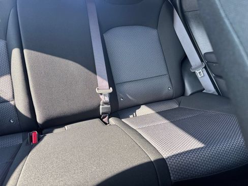 Used 2025 Kia Soul LX w/ LX Technology Package FWD image 35
