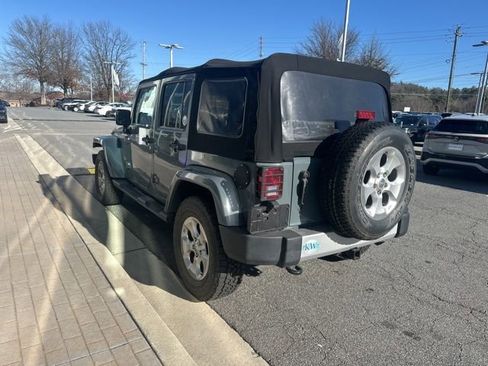 Used 2014 Jeep Wrangler Unlimited Sahara w/ Connectivity Group image 5
