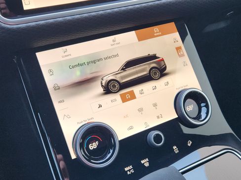 Certified 2023 Land Rover Range Rover Velar R-Dynamic S image 21