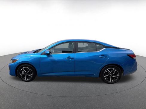 Used 2025 Nissan Sentra SV FWD image 8