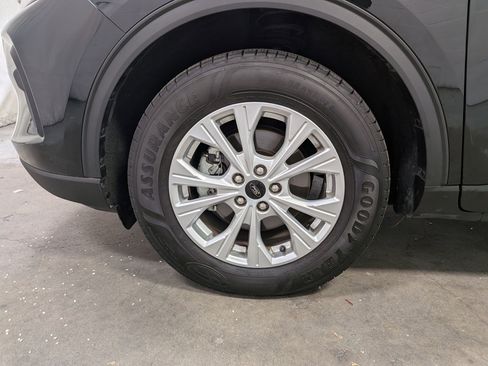 Used 2024 Ford Escape Active w/ Tech Pack #1 AWD/4WD image 13