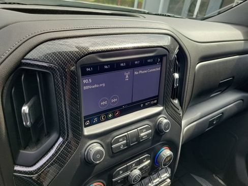 Used 2019 Chevrolet Silverado 1500 LTZ w/ LTZ Plus Package AWD/4WD image 27