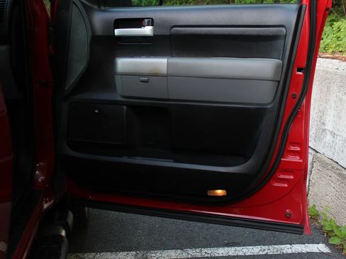 Used 2008 Toyota Tundra Limited AWD/4WD image 17