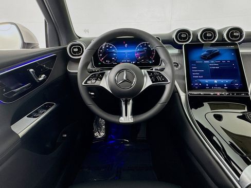 New 2026 Mercedes-Benz GLC 300 image 4