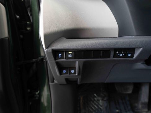 Used 2024 Toyota Sienna Limited AWD/4WD image 11