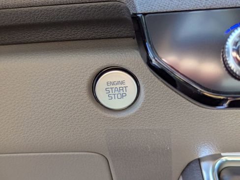 New 2026 Kia Carnival SX image 28