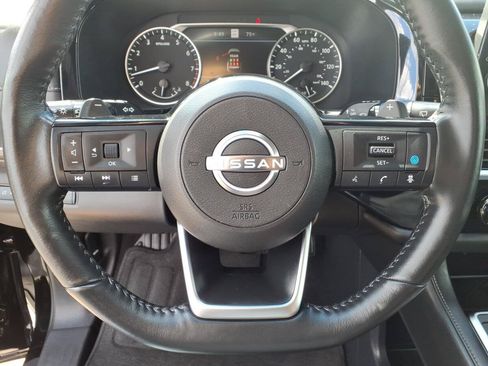 Used 2024 Nissan Pathfinder SL AWD/4WD image 26