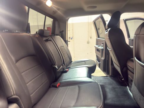 Used 2012 RAM 1500 Sport w/ Sport Premium Group AWD/4WD image 24