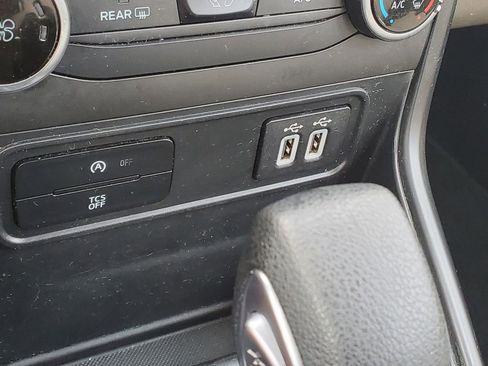 Certified 2022 Ford EcoSport S image 21