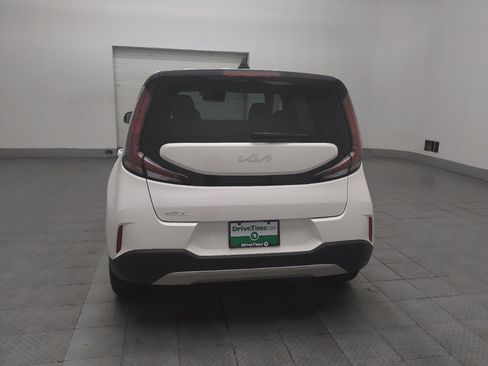 Used 2025 Kia Soul LX w/ LX Technology Package image 6