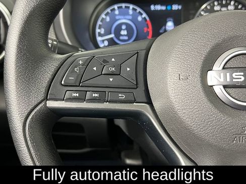 Used 2022 Nissan Kicks SV image 8