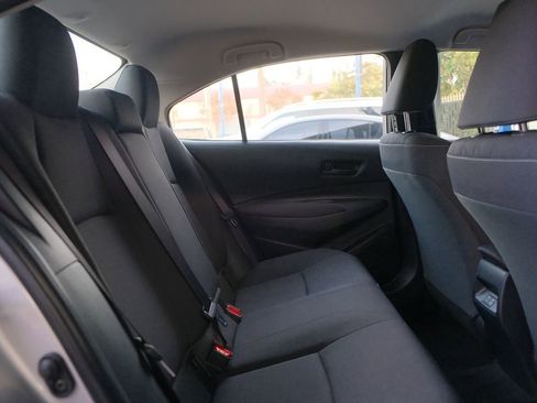 Used 2023 Toyota Corolla LE image 29