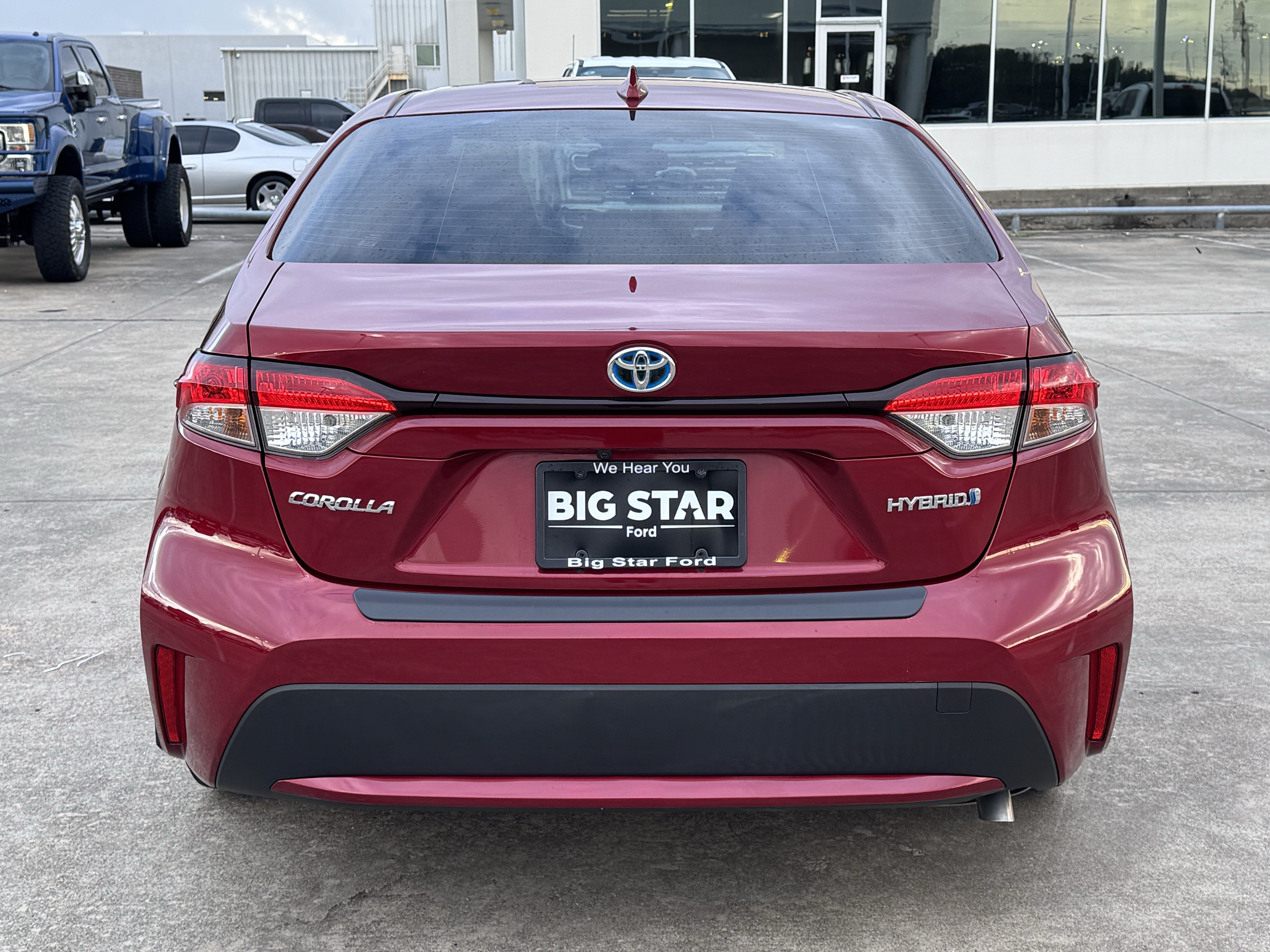 Used 2022 Toyota Corolla LE FWD image 9