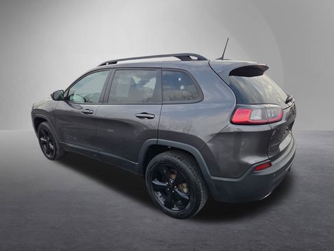 Used 2019 Jeep Cherokee Latitude Plus image 6