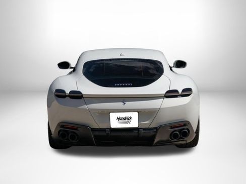 Used 2022 Ferrari Roma RWD image 8