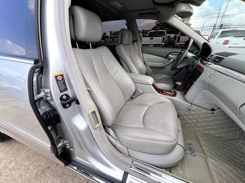 Used 2005 Mercedes-Benz S 600 image 41
