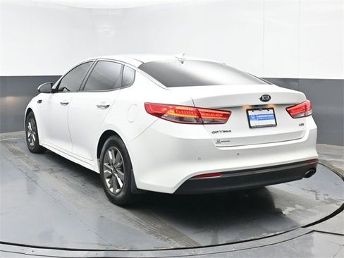 Used 2016 Kia Optima LX w/ Technology Package image 7