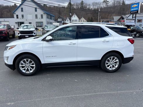 Used 2018 Chevrolet Equinox LT w/ Sun & Infotainment Package image 2