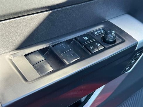 Used 2023 Toyota Tundra Platinum image 14