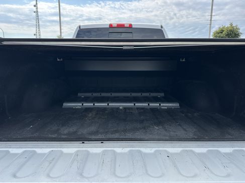 Used 2018 RAM 2500 Laramie w/ Convenience Group image 5