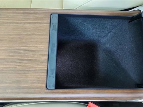 Used 2023 Tesla Model X image 49