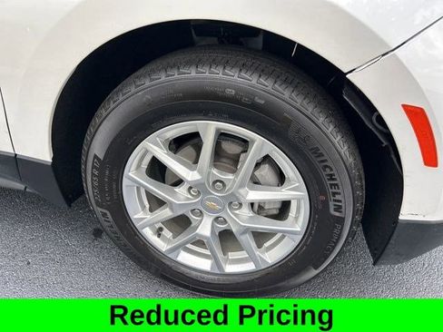 Used 2022 Chevrolet Equinox LT image 48