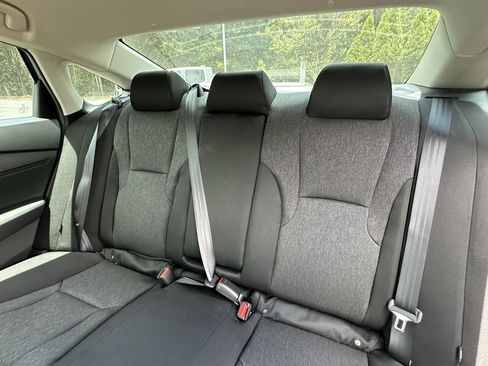 Used 2025 Honda Accord LX image 8