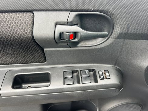 Used 2009 Scion xB image 8