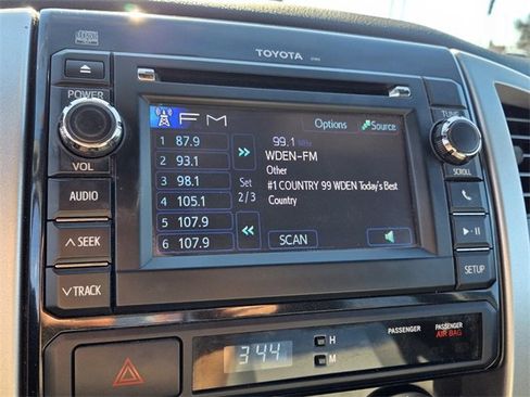 Used 2013 Toyota Tacoma 4x4 Double Cab w/ TRD Off-Road Pkg image 21