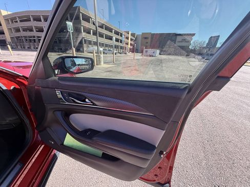 Used 2017 Cadillac CTS V RWD image 23
